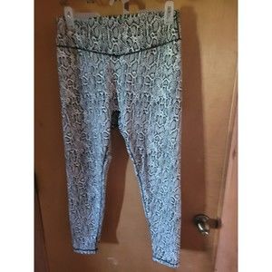 Women's Size XXXL (3X) Leggings